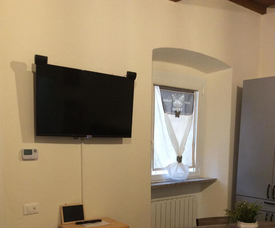 Casa Il Girasole Apartment ลีวอร์โน ภายนอก รูปภาพ