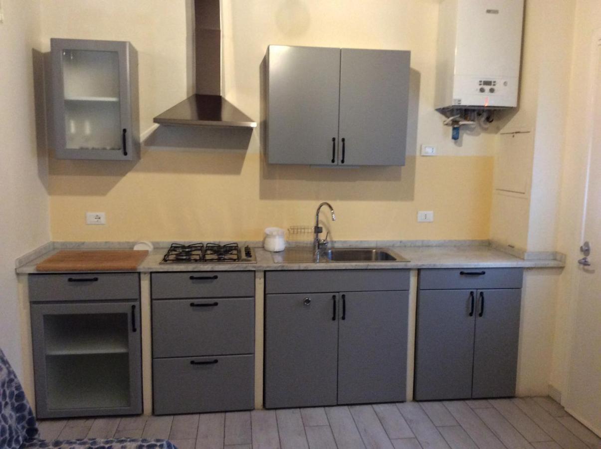 Casa Il Girasole Apartment ลีวอร์โน ภายนอก รูปภาพ