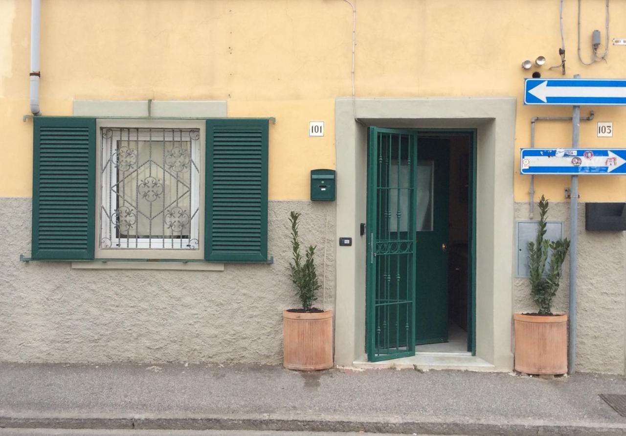 Casa Il Girasole Apartment ลีวอร์โน ภายนอก รูปภาพ